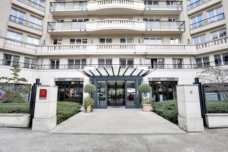 GuestReady - Cozy Studio near Porte de Versailles Metro Issy-les-Moulineaux Exterior foto